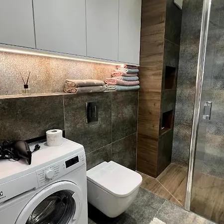 Mily Poranek - Slonce, Mewy, Doskonala Kawa Gdynia