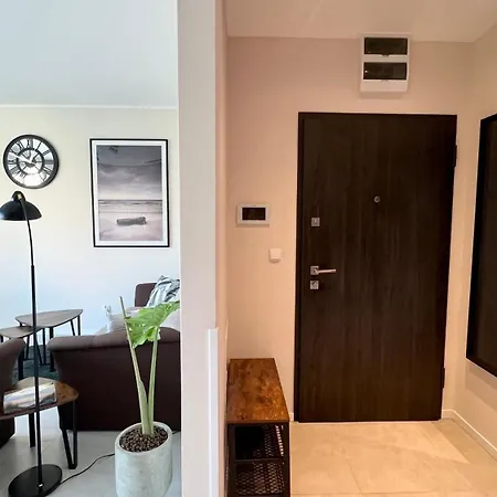 Mily Poranek - Slonce, Mewy, Doskonala Kawa Gdynia